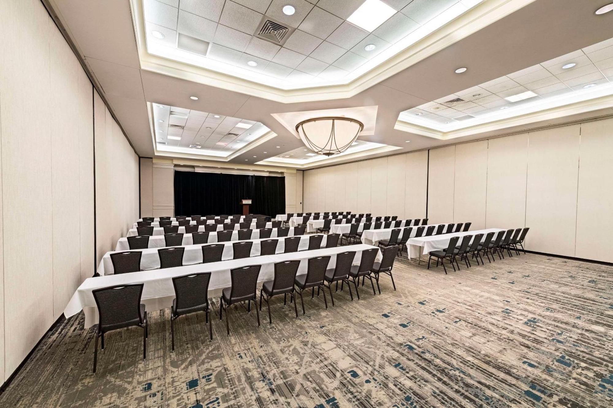 Radisson Hotel Fairview Heights - St Louis Екстер'єр фото