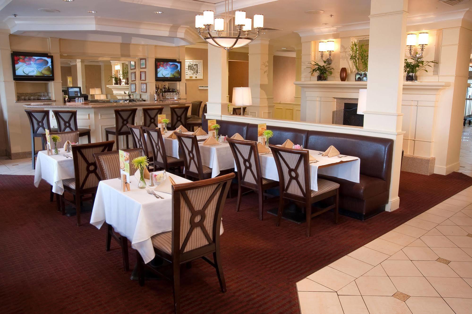 Radisson Hotel Fairview Heights - St Louis Ресторан фото